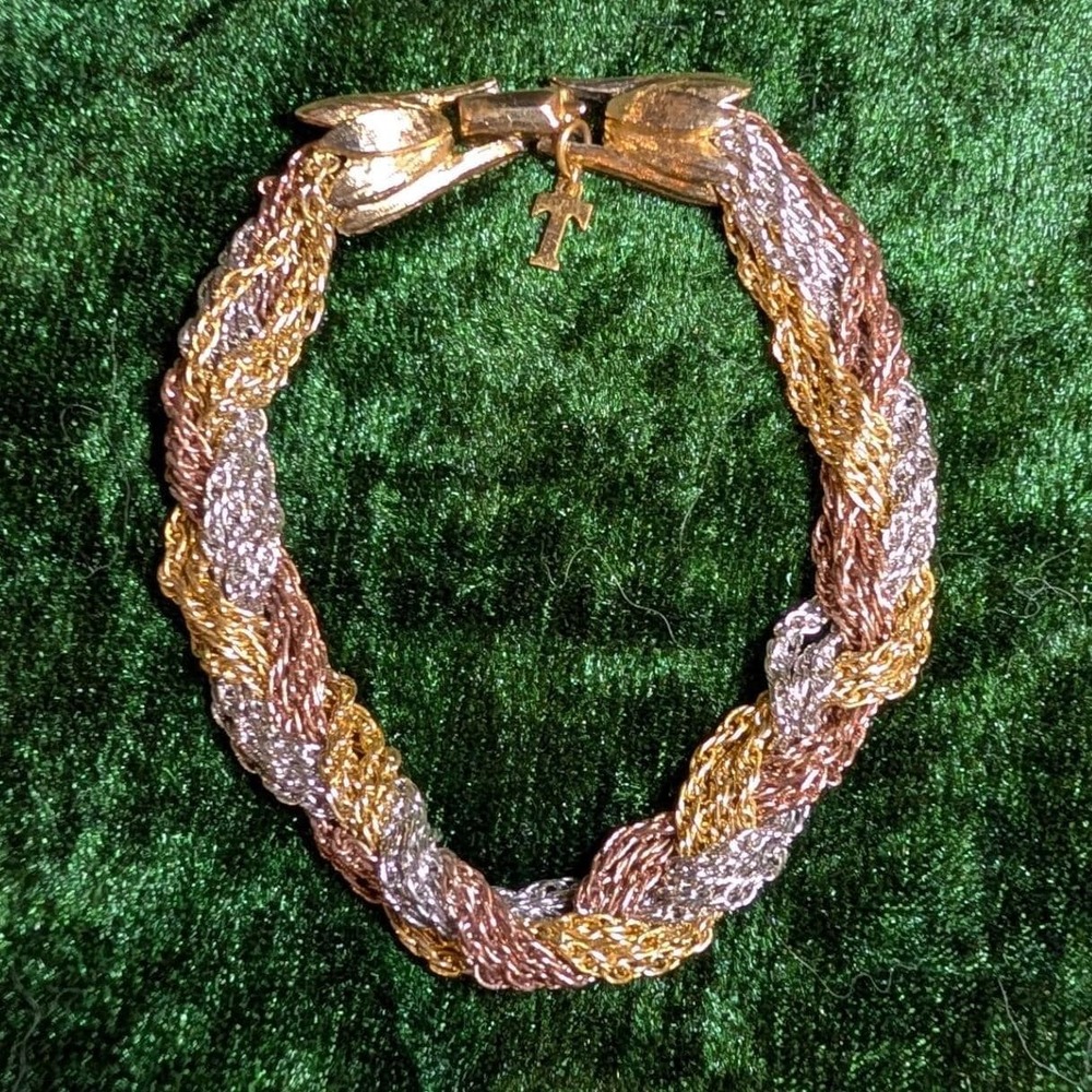 Vintage Trifari Tri Tone Braided Mesh Chain Bracelet Gold Silver Rose Gold TLogo
